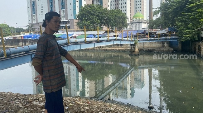 Cari Cacing buat Mancing Malah Dapat Peluru dan Granat Aktif, Warga Cengkareng: Mirip Senjata Film Rambo