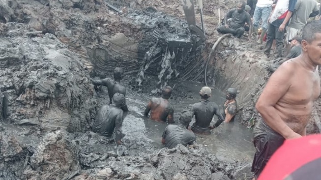 Hendak Ambil Sandal, Bocah 9 Tahun Tewas Tercebur ke Lubang Galian di Kubu Raya