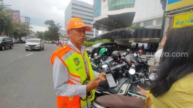 Mulai Hari Ini, Parkir di Area yang Tak Terapkan e-Parking di Medan Gratis, Siap-siap Pungli Dipolisikan!