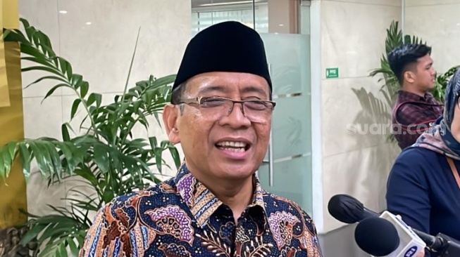 Pratikno Bantah Isu Dititipkan Jokowi ke Prabowo-Gibran: Titip-titipan Kayak Anu...