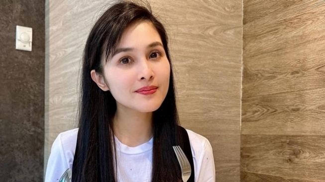 Potret Transformasi Sandra Dewi (Instagram/@sandradewi88)