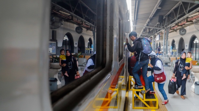 H-1 Idul Fitri, 44.747 Pemudik Tinggalkan Jakarta Gunakan Kereta Api