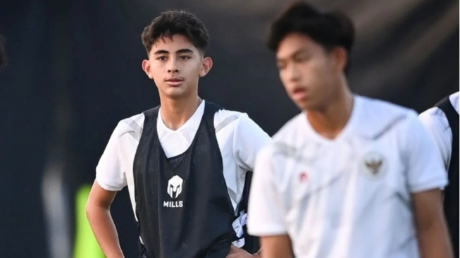 Pemain Timnas Indonesia U-20, Welber Jardim (kiri). (pssi.org)