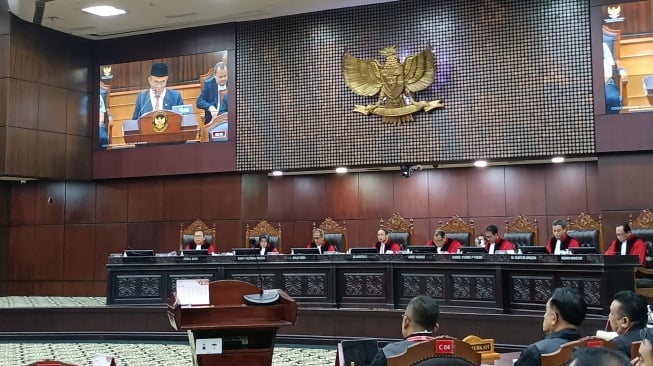 Menko PMK Jelaskan Pertimbangan Penentuan Wilayah Penerima Bansos