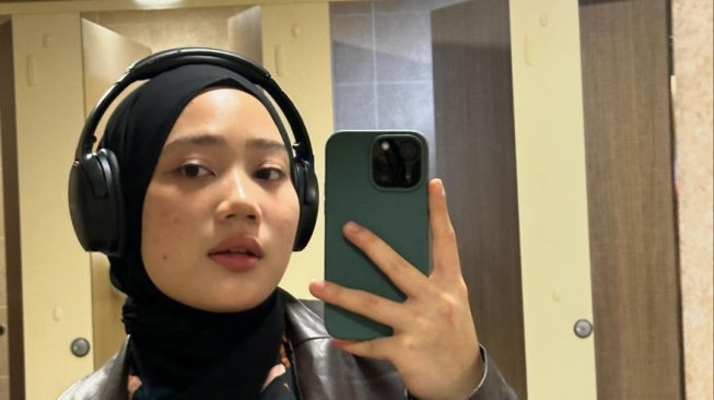 Putuskan Lepas Hijab, Camillia Azzahra Punya Cara Elegan Hadapi ...