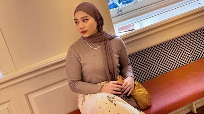 Posting Foto Tanpa Hijab, Style Anak Ridwan Kamil Malah Dibilang Mirip Biduan Dangdut