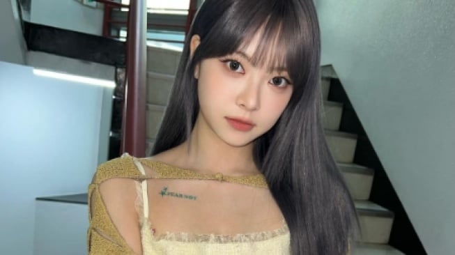 4 Gaya Rambut Anti Ribet ala Eunchae Le Sserafim, Cocok untuk Musim Panas