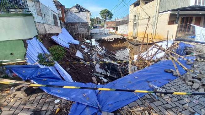 Nelangsanya Pemilik Rumah Ambles di Permata Puri Semarang: Usaha Istri Hancur Jelang Lebaran