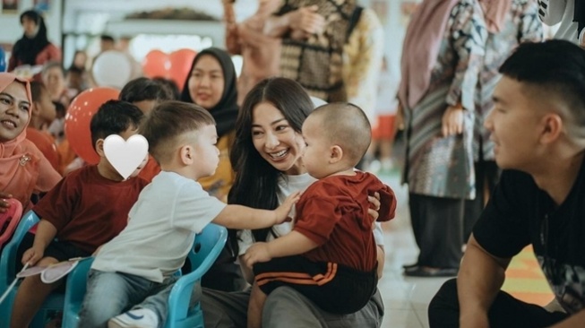 Anak Nikita Willy Hanya Dibelikan Mobil Mainan Rp2 Jutaan Meski Suka Otomotif, Gaya Parenting Kembali Dipuji