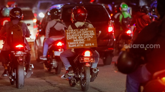 Ragam Pesan unik dan Menyentuh Para Pemudik Sepeda Motor