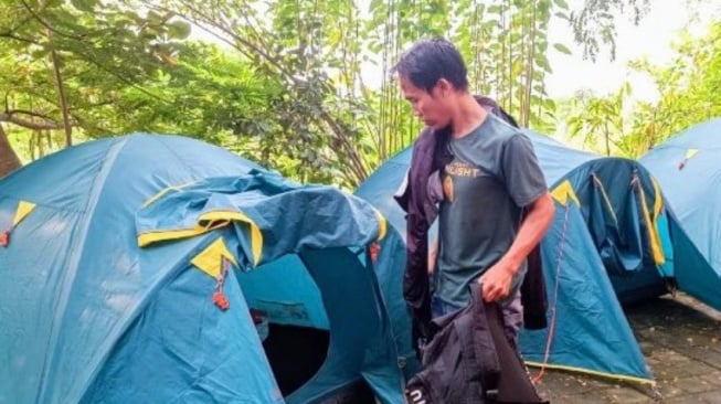 Keunikan Rest Area di Cirebon, Disediakan Tenda untuk Pemudik hingga Pangkas Rambut Gratis