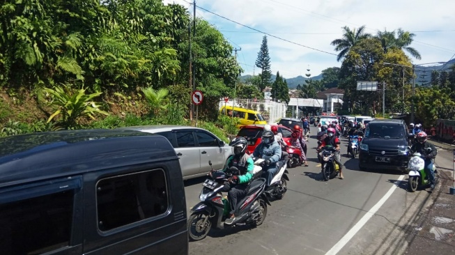 Arus Mudik Lebaran 2024 Mulai Meningkat, Dishub Cianjur Lakukan Pengawasan Lewat CCTV