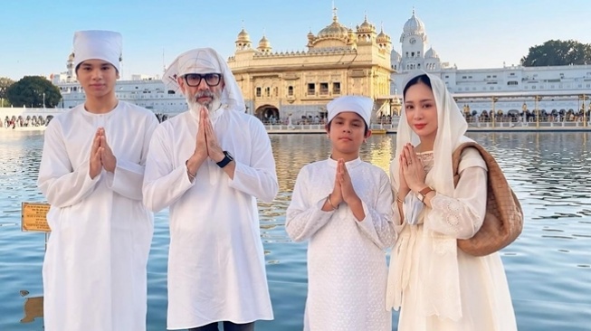 Potret Perjalanan Bunga Zainal dan Keluarga di India (Instagram/@bungazainal05)