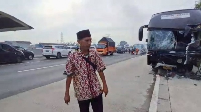 Cerita Sopir Bus Primajasa soal Tabrakan Maut di Cikampek Km 58, Identitas Pemilik Gran Max Terungkap