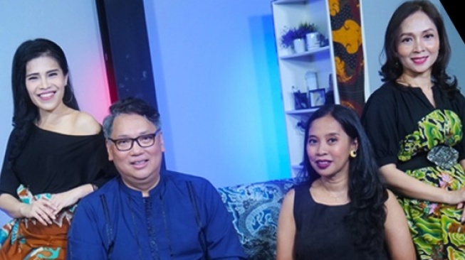 Ngobrol Bareng Wastra Nusantara: Kain Batik Megamendung dari Cirebon