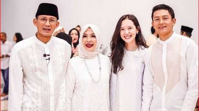 Posting Foto Rio Haryanto, Sandiaga Uno Minta Didoakan Sambil Colek Lambe Turah