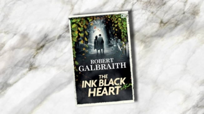 Novel 'The Ink Black Heart: Mengungkap Misteri dalam Labirin yang Mempesona