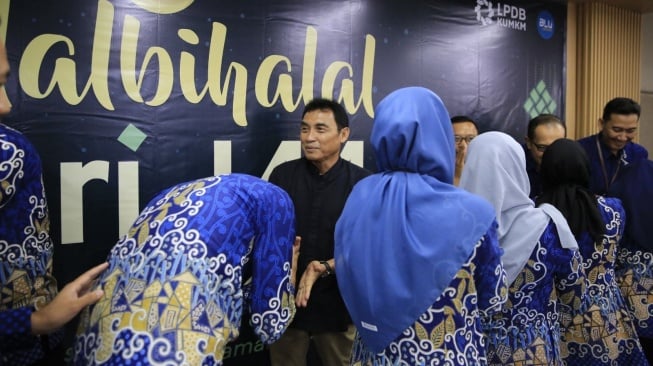 Dirut LPDB-KUMKM Gelar Halal Bihalal dengan Karyawan di Hari Pertama Kerja