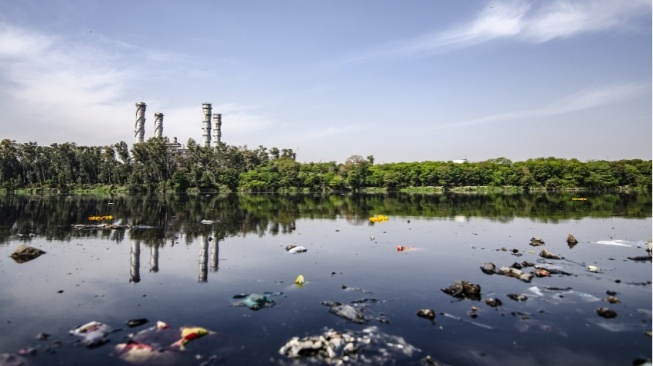 Selamatkan Bumimu dari Limbah Plastik, maka Kamu akan Selamat