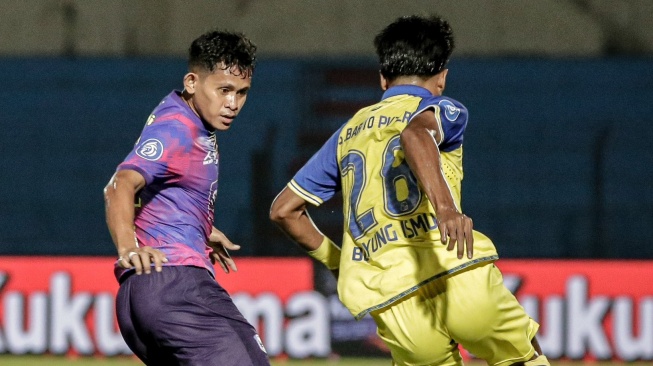 Duel RANS Nusantara FC vs Barito Putera dalam laga pekan ke-31 BRI Liga 1 2023-2024 di Stadion Sultan Agung, Bantul, Yogyakarta, Rabu (17/4/2024) malam WIB. [Dok. RANS Nusantara FC]