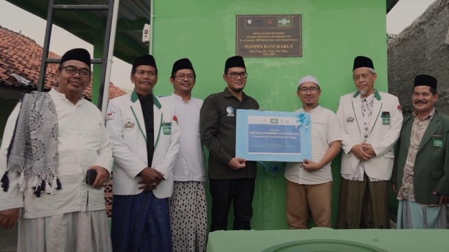 Pesantren Butuhkan Akses Air Bersih dan Sanitasi Memadai Untuk Edukasi Santri Hidup Bersih dan Sehat