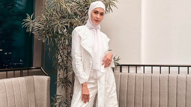 Potret Paula Verhoeven Berhijab (Instagram)