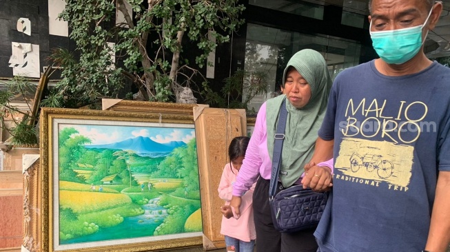 Satu Korban Tewas Kebakaran Ruko Saudara Frame Ternyata ART Infal, Ibu Menangis Histeris Ungkap Pesan Terakhir