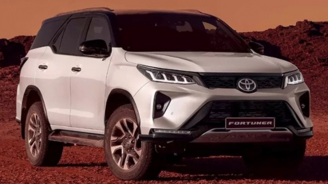 Toyota Fortuner Hybrid Resmi Meluncur, Harganya Tembus Rp 700 Juta