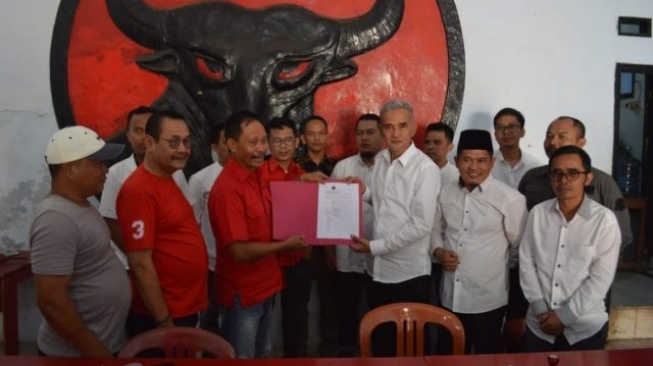 Hasbi Asyidiki Jayabaya Ikut Penjaringan Calon Bupati Lebak PDIP