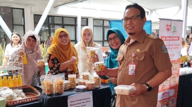 Berawal dari Hobi, Usaha Kue Kering Windayati di Sidoarjo Berkembang Pesat