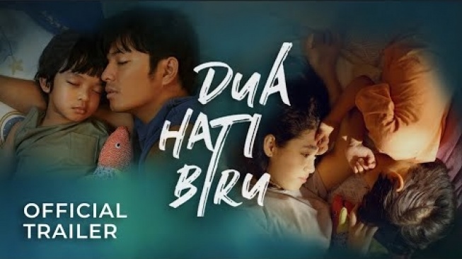 Mengupas Visi Duo Sutradara dalam Keintiman Film Dua Hati Biru