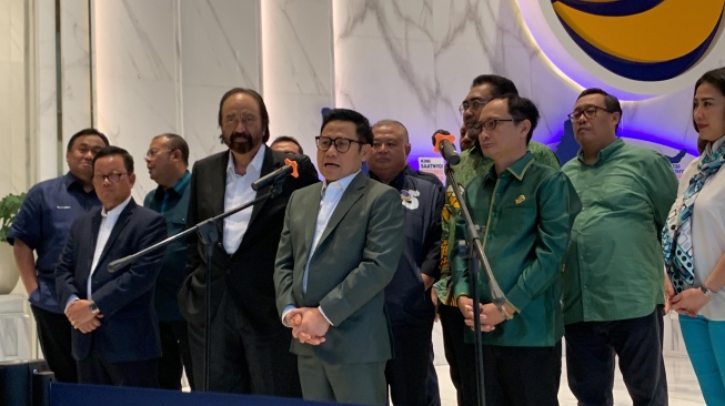 Ketua Umum PKB Muhaimin Iskandar alias Cak Imin usai pertemuan dengan Surya Paloh di NasDem Tower, Jakarta Pusat, Selasa (23/4/2024). [Suara.com/Rakha]