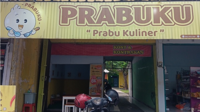 Cari Jajanan Kekinian yang Beragam? Mampir Aja ke Kedai Prabu Kuliner Nganjuk