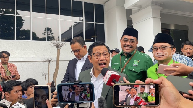 Meski Sudah Terlihat Akrab Kembali dengan Prabowo, Cak Imin Sebut Belum Ada Kepastian untuk Merapat