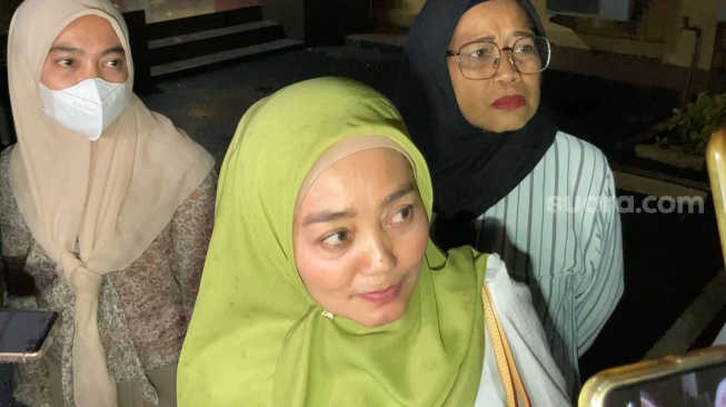 Bilang ke Ibu Mau Main, Chandrika Chika Malah Pesta Narkoba di Hotel