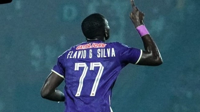 Pemain Persik Kediri Flavio Silva usai cetak gol ke gawang PSS Sleman di BRI Liga 1 (Dok. Persik).