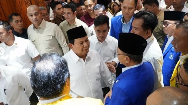 Ketua Umum Partai Amanat Nasional (PAN) Zulkifli Hasan atau Zulhas menyerukan kepada semua pihak untuk kembali bersatu. (tangkap layar/dok. Zulhas)