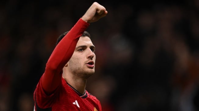 Manchester United Lebih Dekat ke Zona Degradasi, Diogo Dalot Malah Yakin Bisa Juara