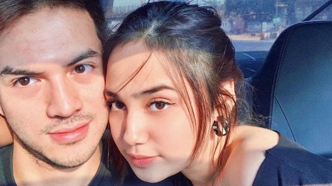 Potret Mesra Syifa Hadju dan Rizky Nazar (Instagram/@syifahadju)