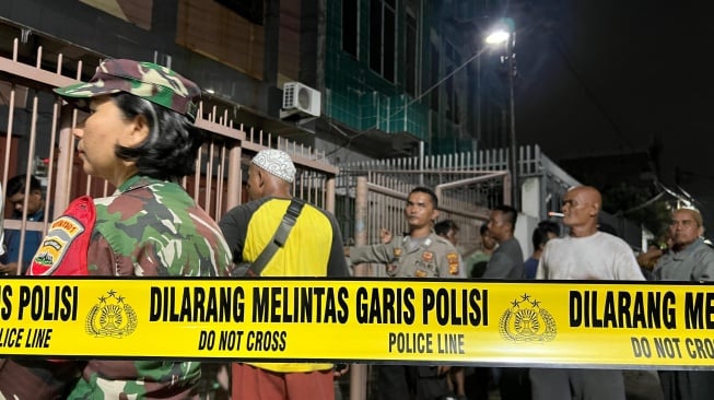 Warga Pekanbaru Ditemukan Membusuk di Belakang Ruko Kosong