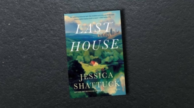 Mengulik Epik Sejarah, Review Novel 'Last House' Karya Jessica Shattuck