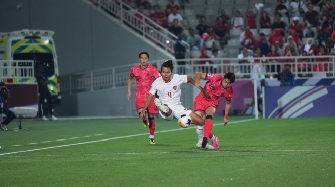 Pertandingan perempat final Piala Asia U-23 2024 antara Korea Selatan vs Timnas Indonesia di Stadion Abdullah bin Khalifa, Doha, Jumat (26/4/2024). [PSSI]