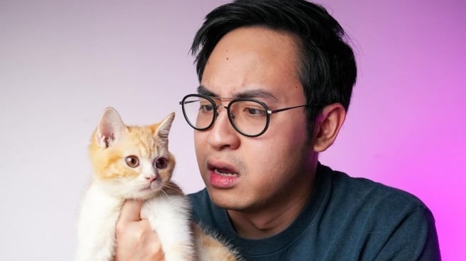 Mainan Eksklusif YouTuber Medy Renaldy Tertahan di Bea Cukai, Begitu Datang Malah Penyok