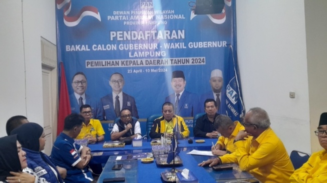 Ketua Golkar Lampung, Arinal Djunaidi Ambil Formulir Pendaftaran Balon Gubernur di PAN