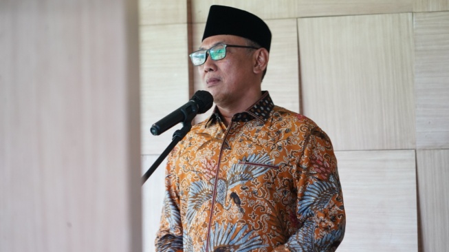 Helldy Agustian Sampaikan Dua Raperda ke DPRD Cilegon