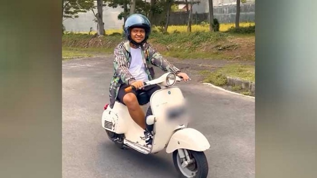 Lelang Vespa Kesayangan Babe Cabita Sudah Tembus Rp 140 Juta