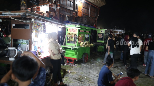 100 Gerobak Kuliner Gratis Ramaikan Nobar Semi Final Indonesia Vs Uzbekistan di Makassar