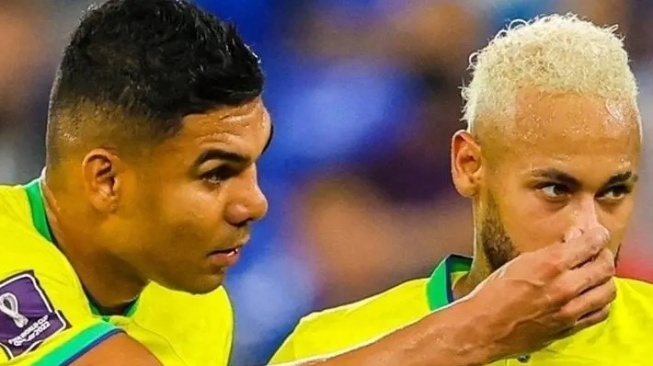 Neymar hirup tangan Casemiro (ist)