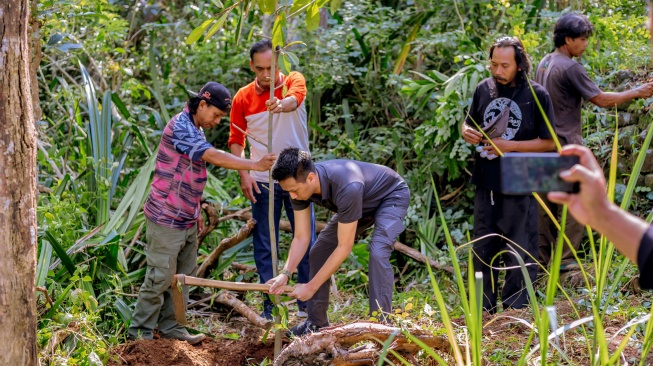 Bersama Resan Blues, Mas Marrel Kampanye Konservasi Air Melalui Seni dan Budaya di Wilayah Gunungkidul