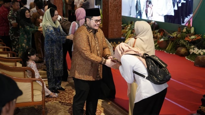 Gelar Halal Bihalal, Mas Dhito Aktif Ajak Interaksi Anak-anak